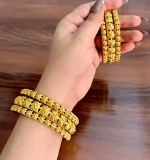 Gold polish chudi patla