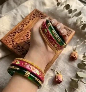 Acrylic bur dhalu chura with gold polish aanwla