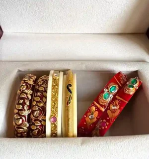 Combo of meenakari & bur dhal kadda